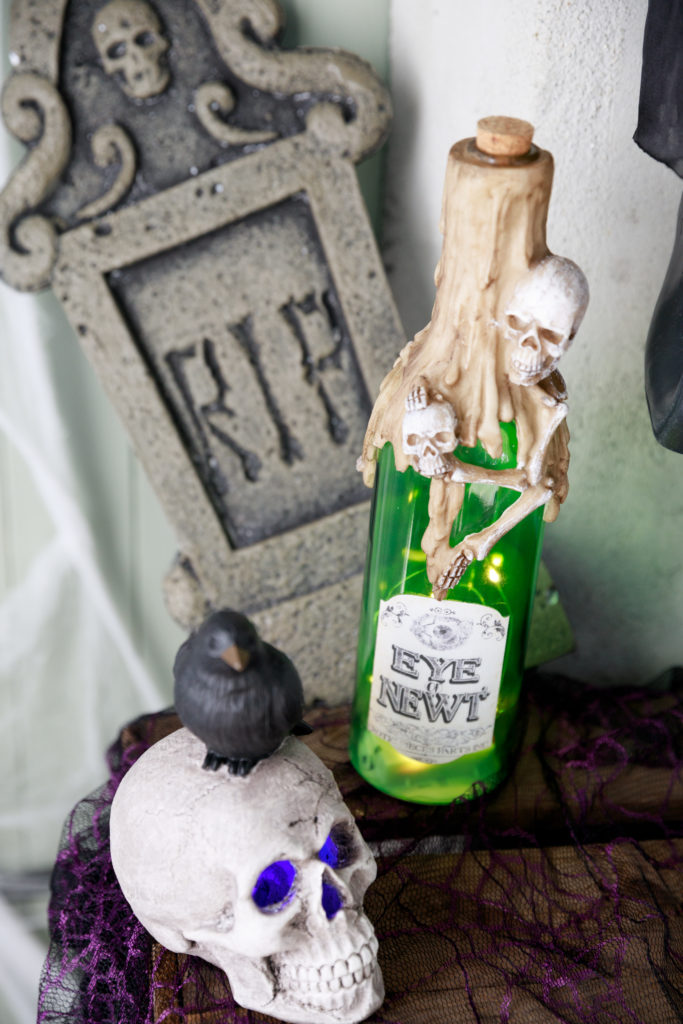 Creepin' It Real Outdoor Halloween Decorating Ideas Woodie's