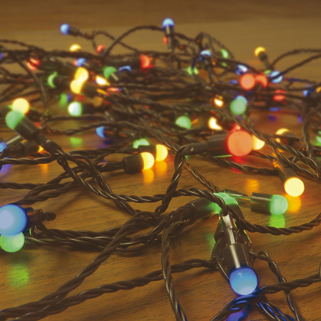 Christmas Lights for Your Home A Buying Guide Woodie's