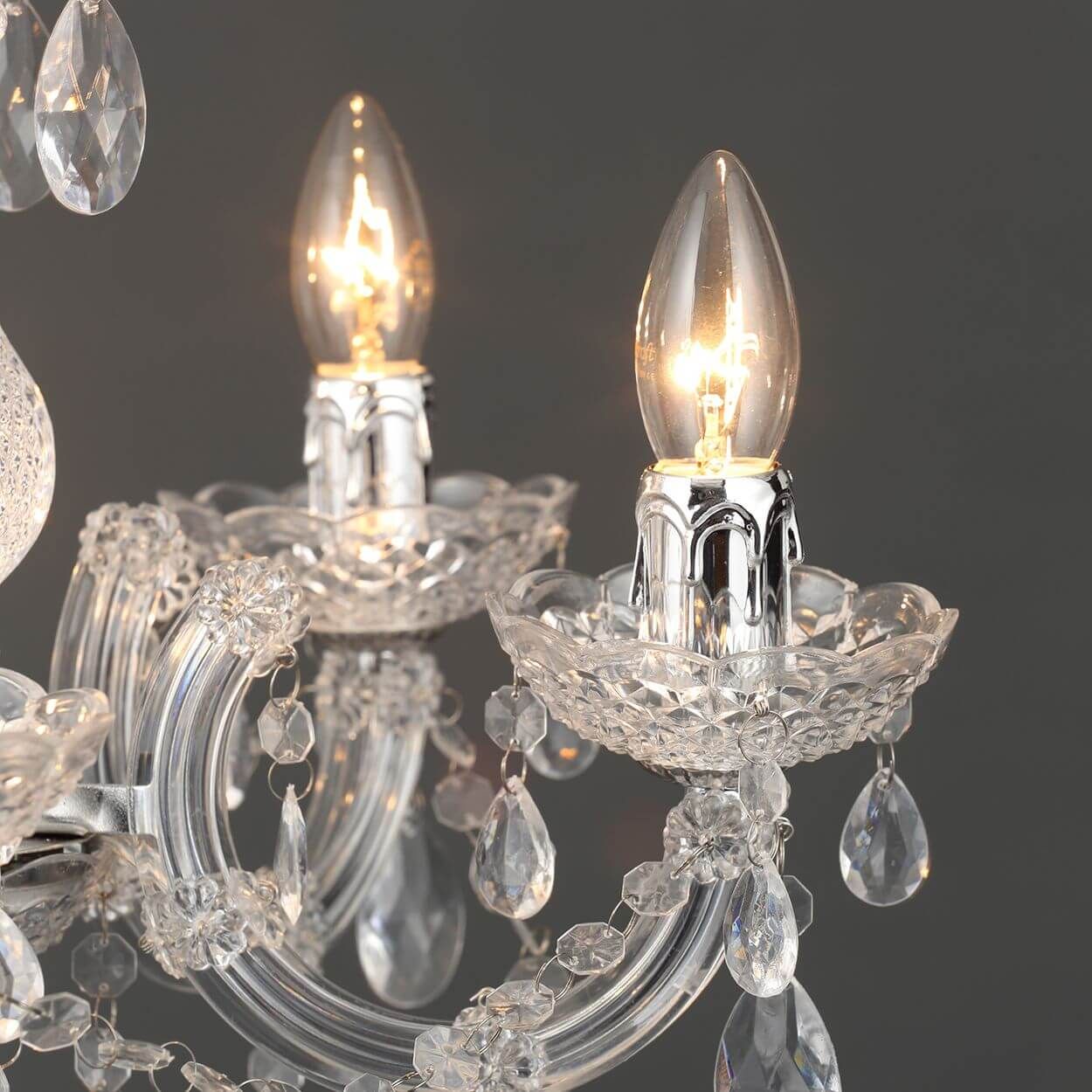 Woodies chandelier deals