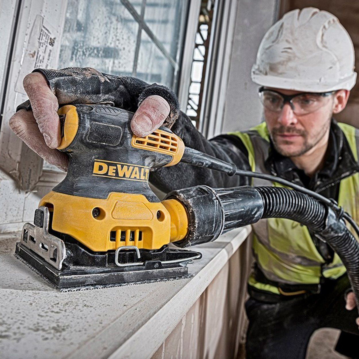 Woodies orbital outlet sander