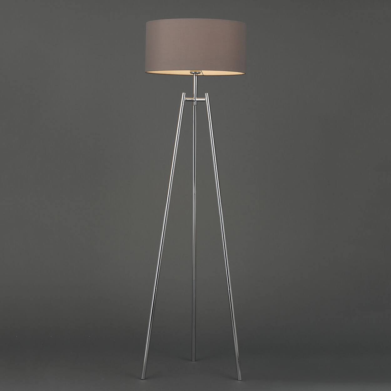 Woodies tripod best sale lamp