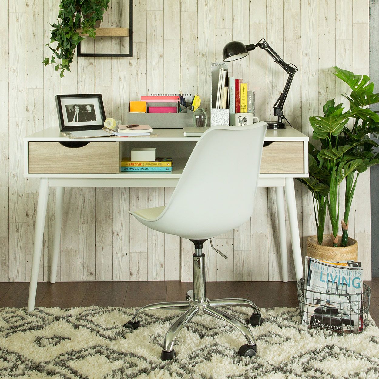Woodies sales white desk