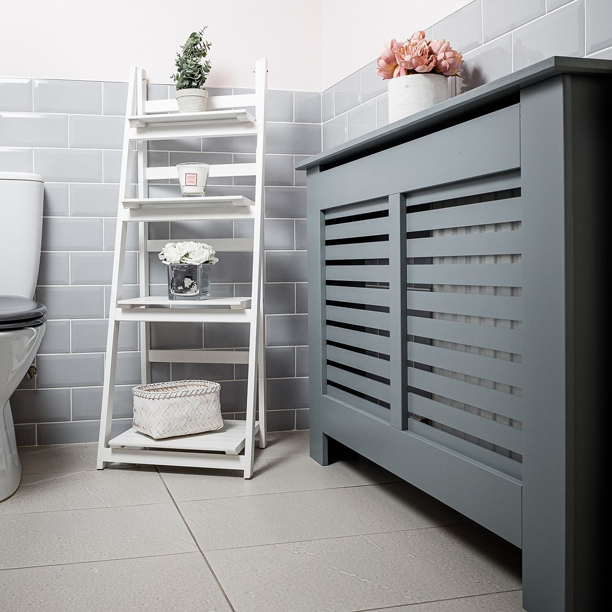 Woodies towel rail store