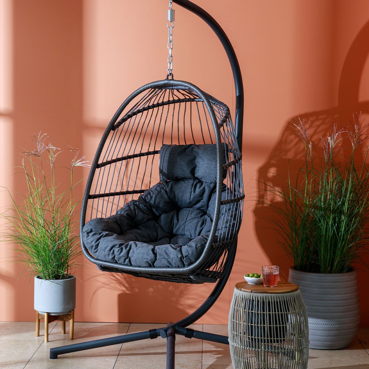 Woodies garden swing chair deals