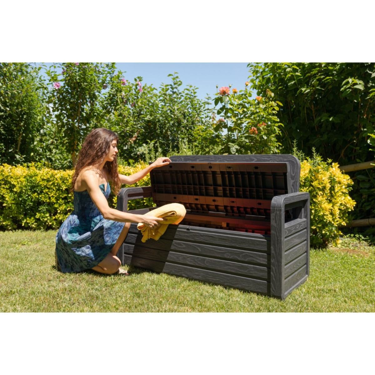 Woodies garden outlet bench