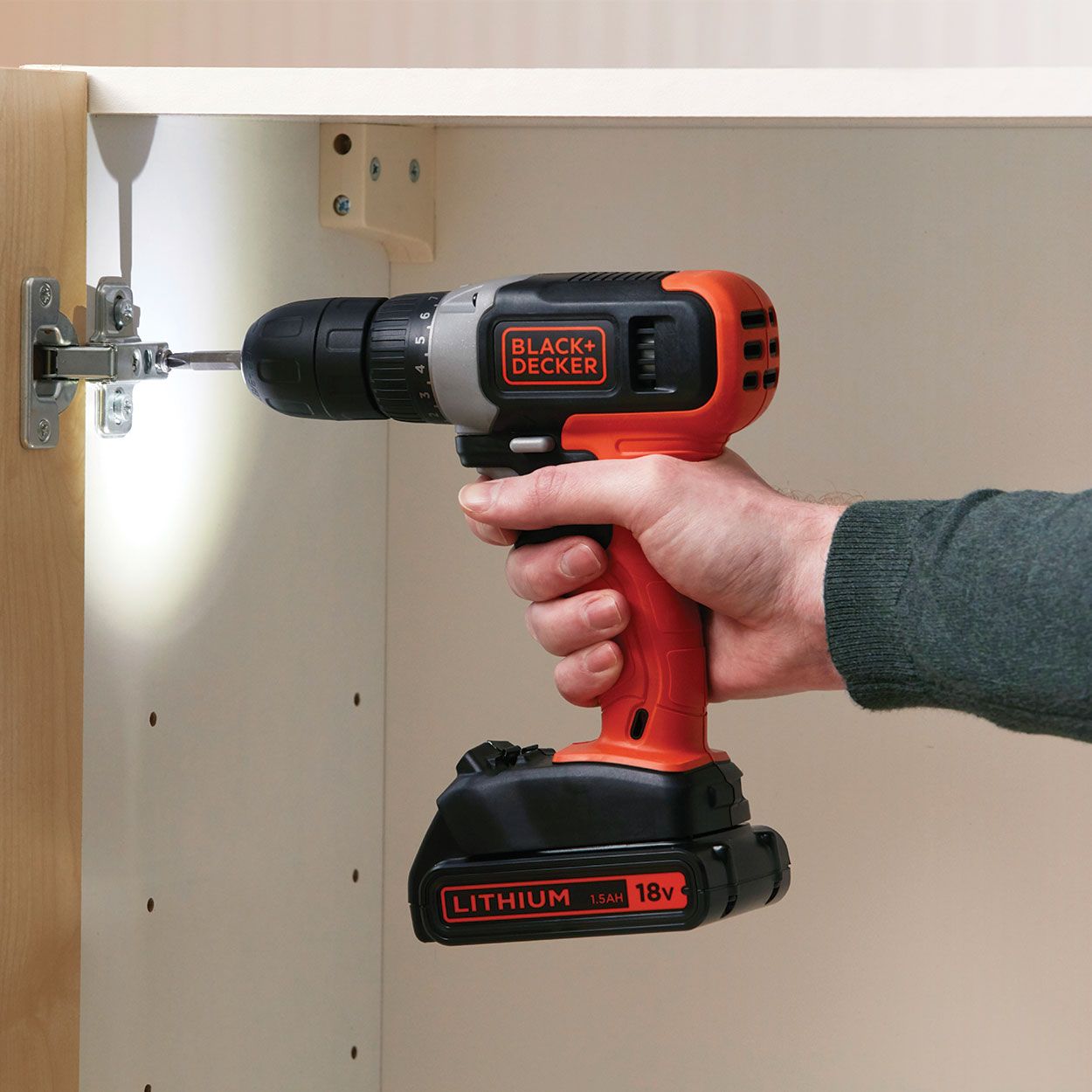 Black Decker 18V Lithium Ion Drill Driver Woodie s