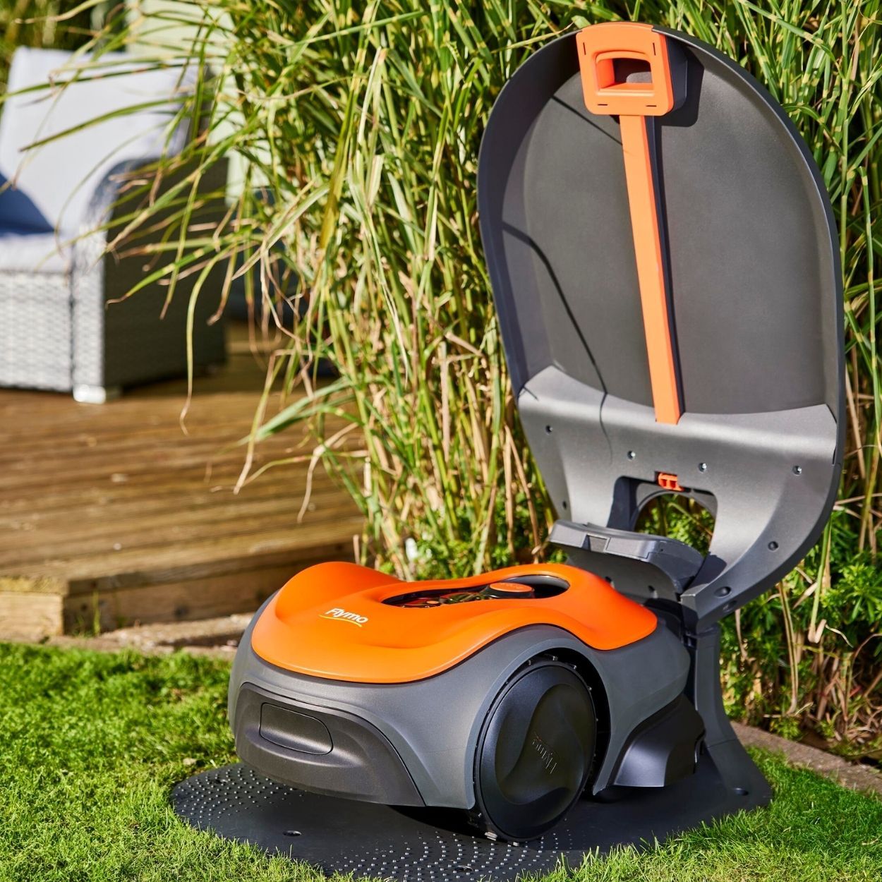 Robotic Lawnmower Flymo For Large Garden Flymo EasiLife Robot Home