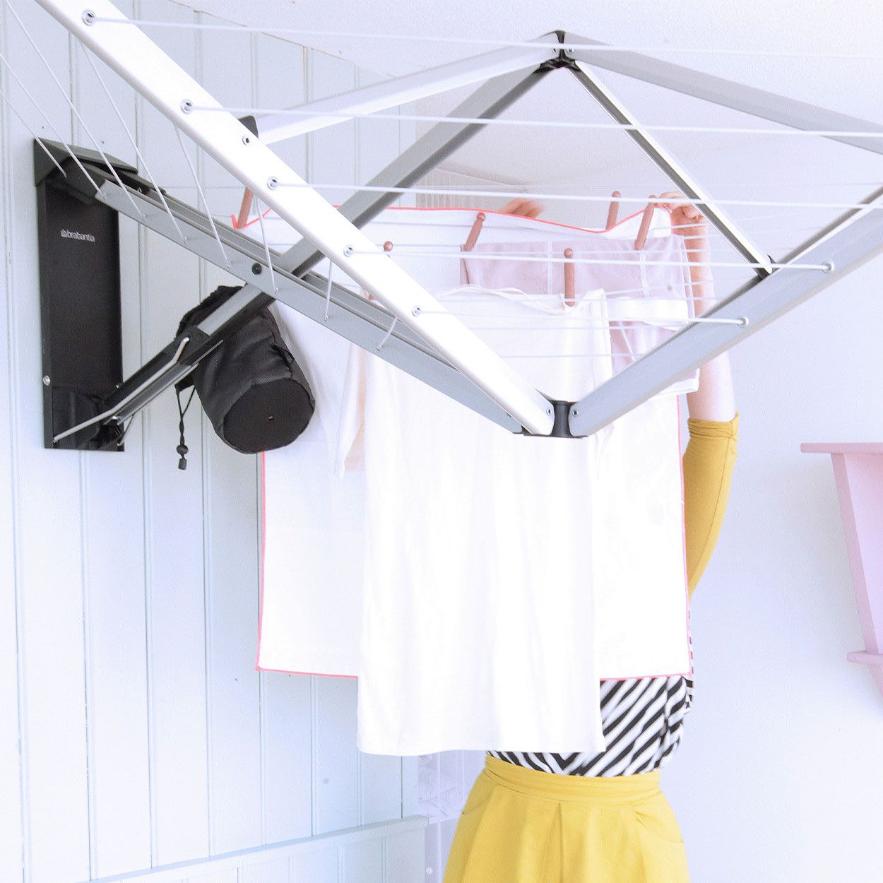 Brabantia Retractable Wallfix 24m Washing Line with Protection Cover