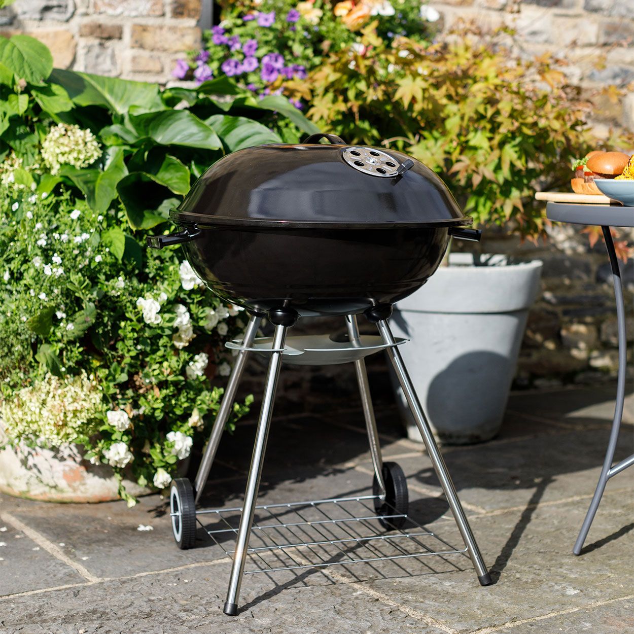 Omaha 55cm Charcoal Kettle BBQ Black
