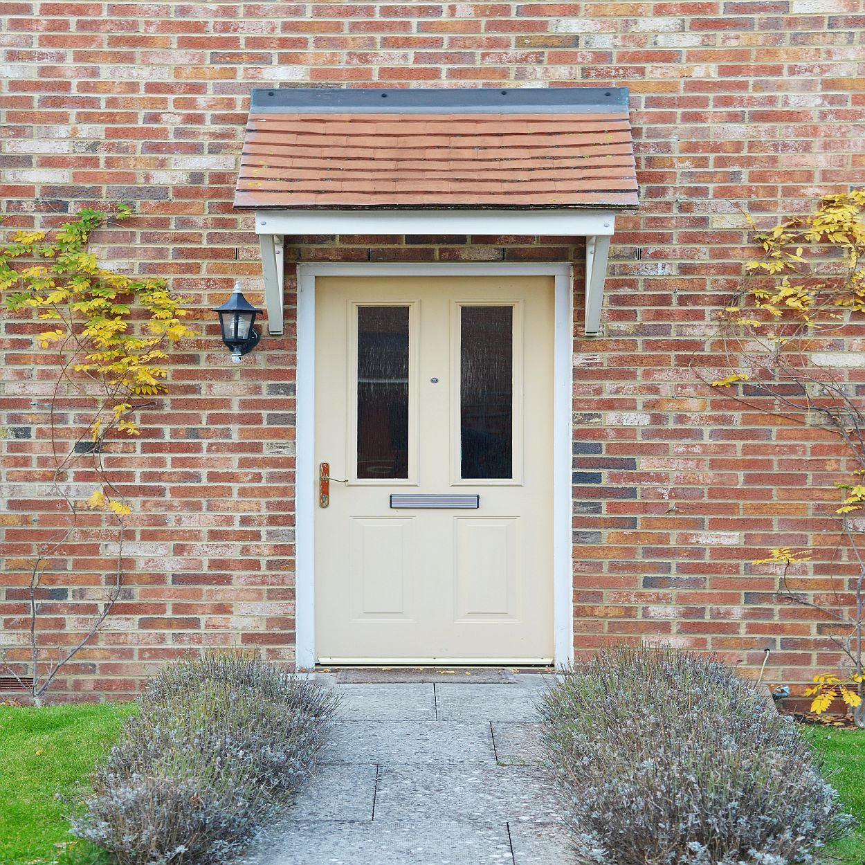 Fleetwood 750ml Quick Dry Satinwood Magnolia