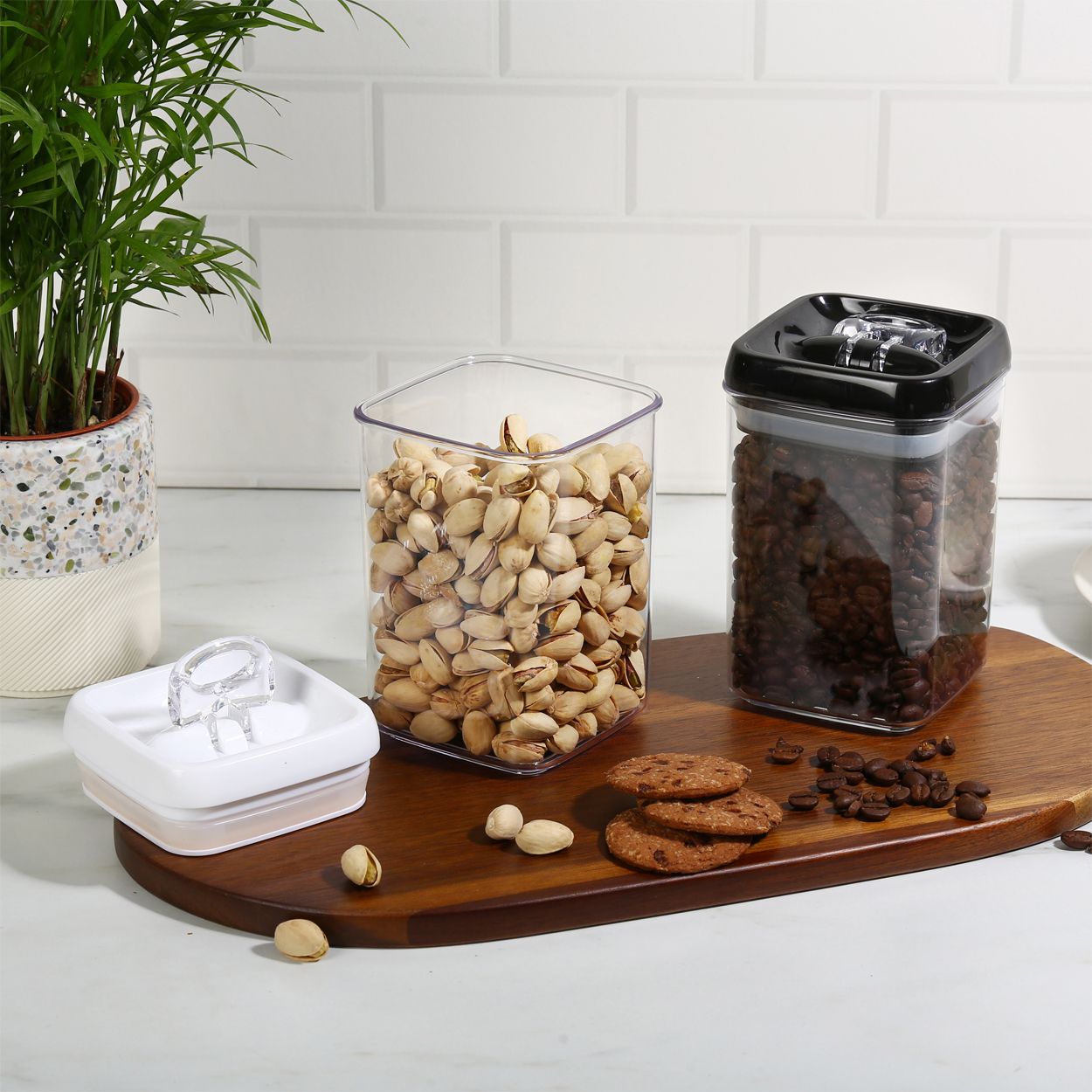 Felli Square 27oz Flip-Tite Storage Container