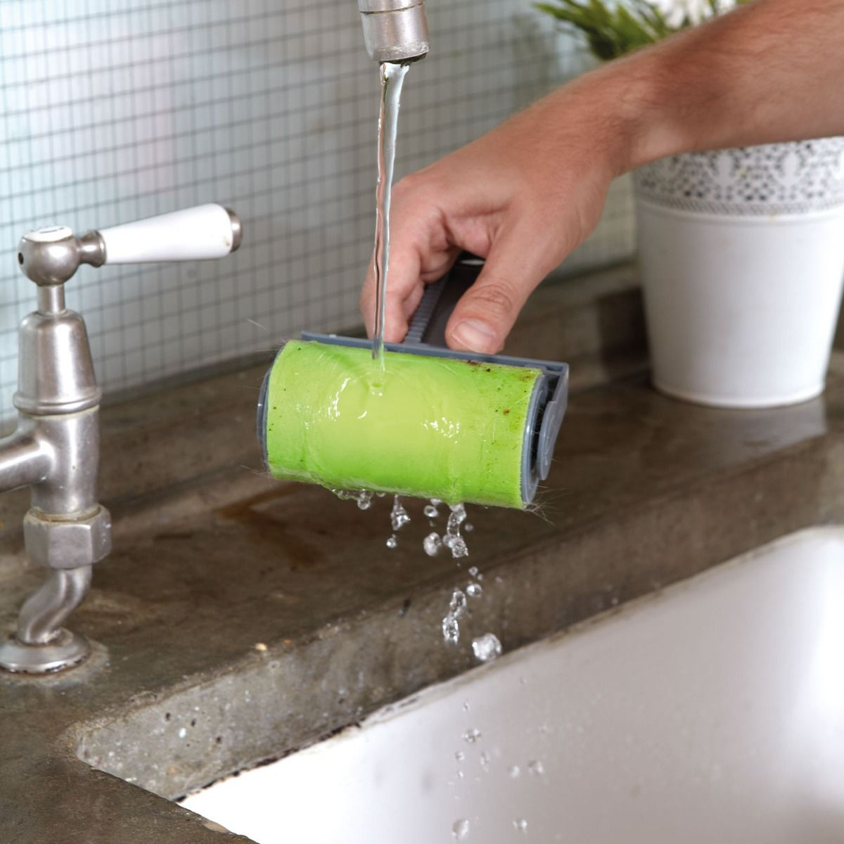 JML Fast Fit Sticky Roller