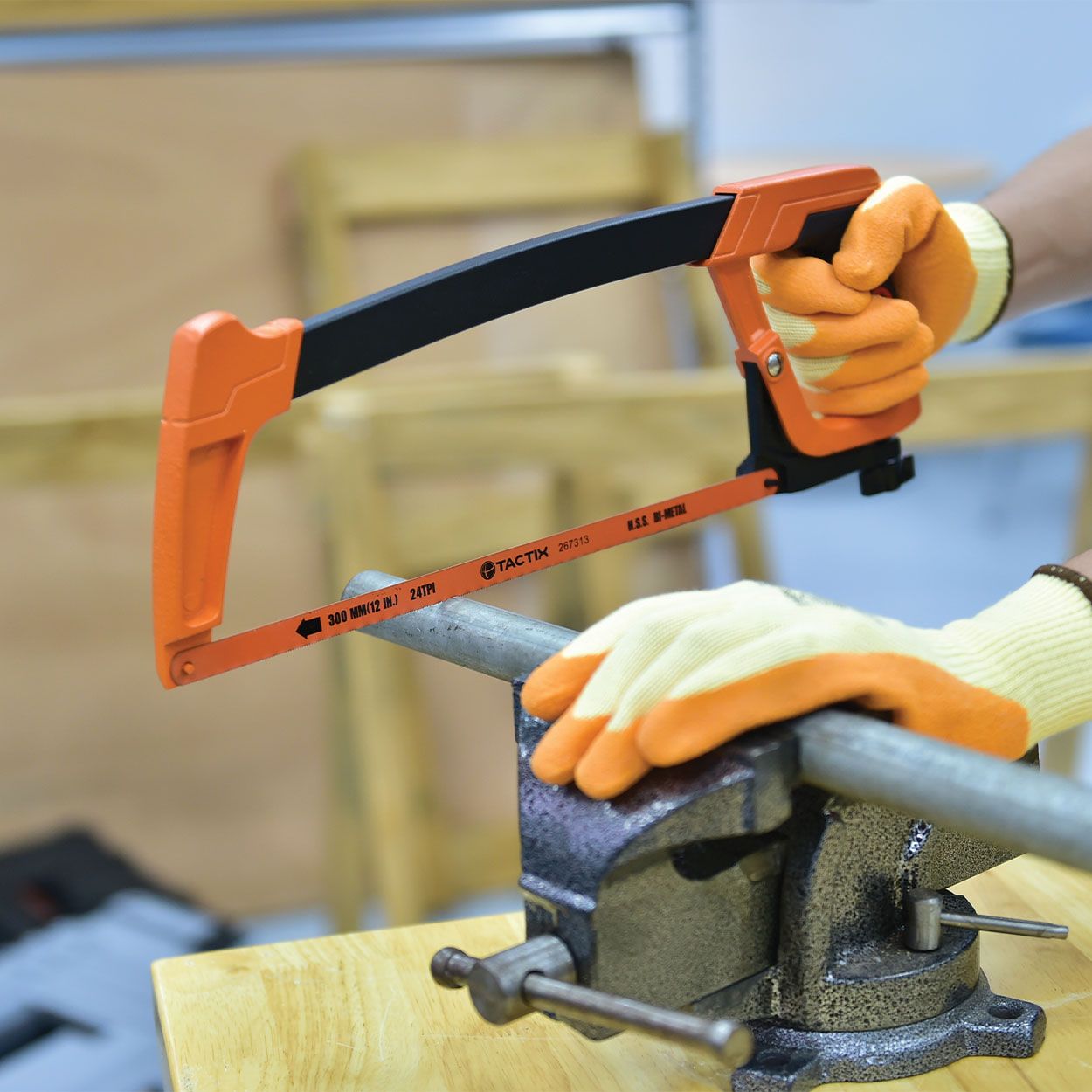 Tactix 30cm Hacksaw Frame