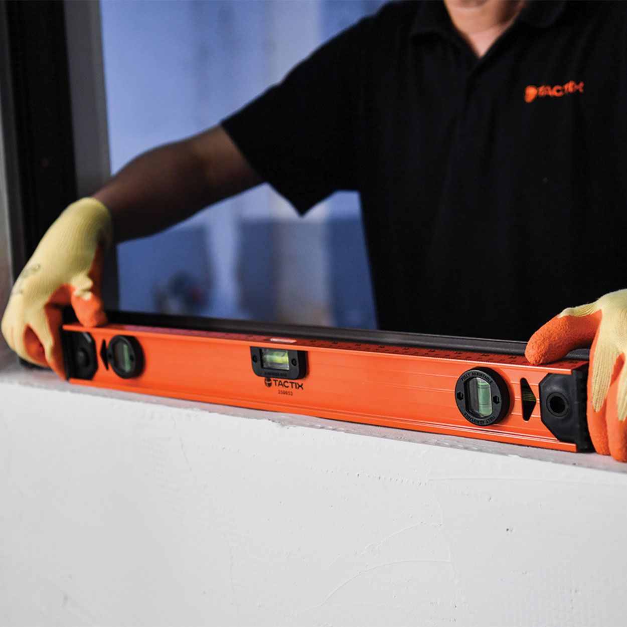 Tactix Level 600mm (24In.) I Style