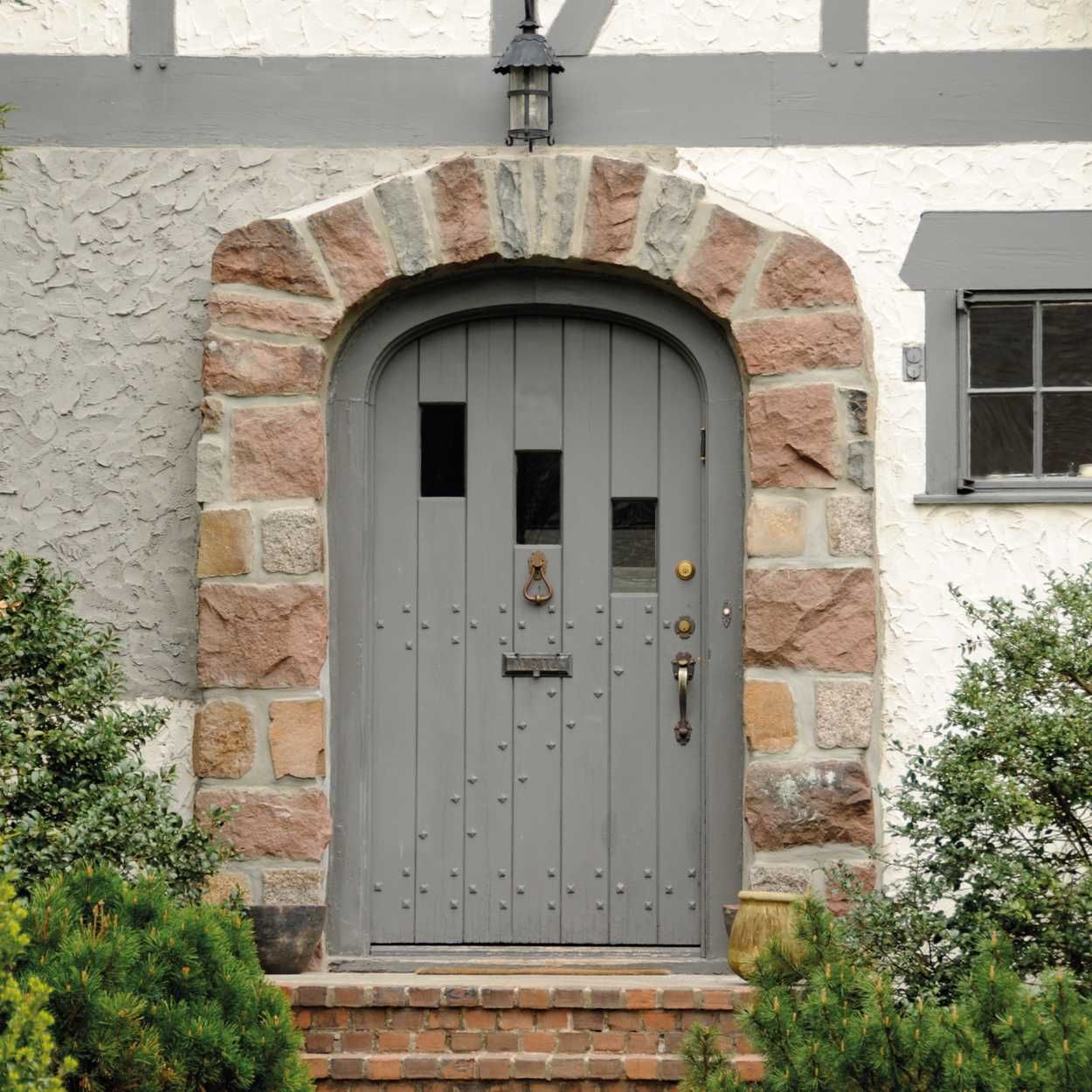 Johnstone's Exterior Satin Ashford Grey 750ml
