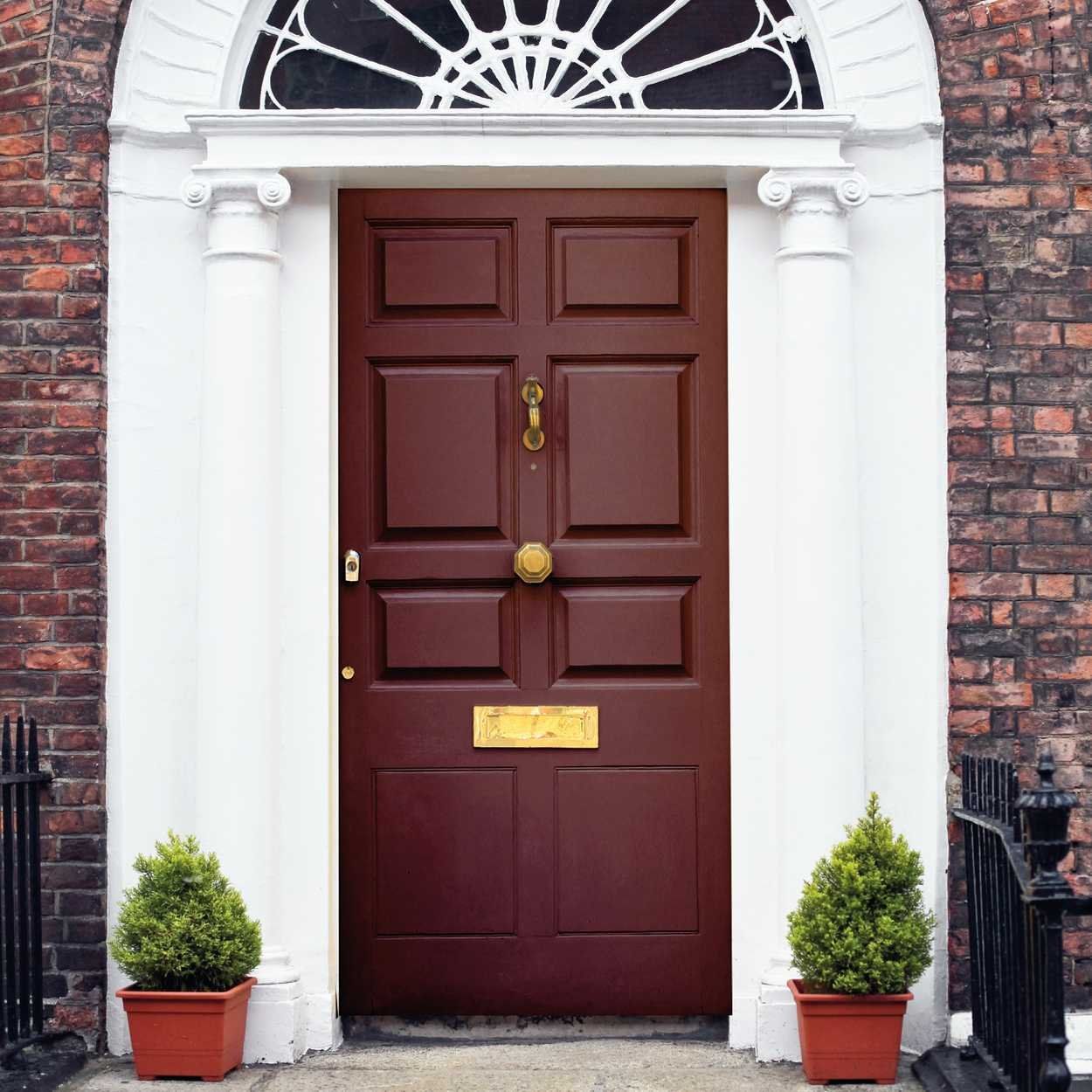 Johnstone's  Exterior Gloss Barolo 750ml