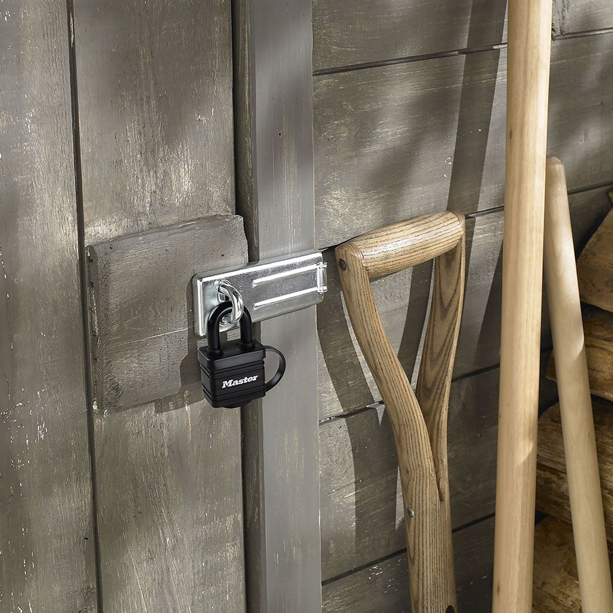 Master Lock 40mm Laminated Steel Keyed Padlock