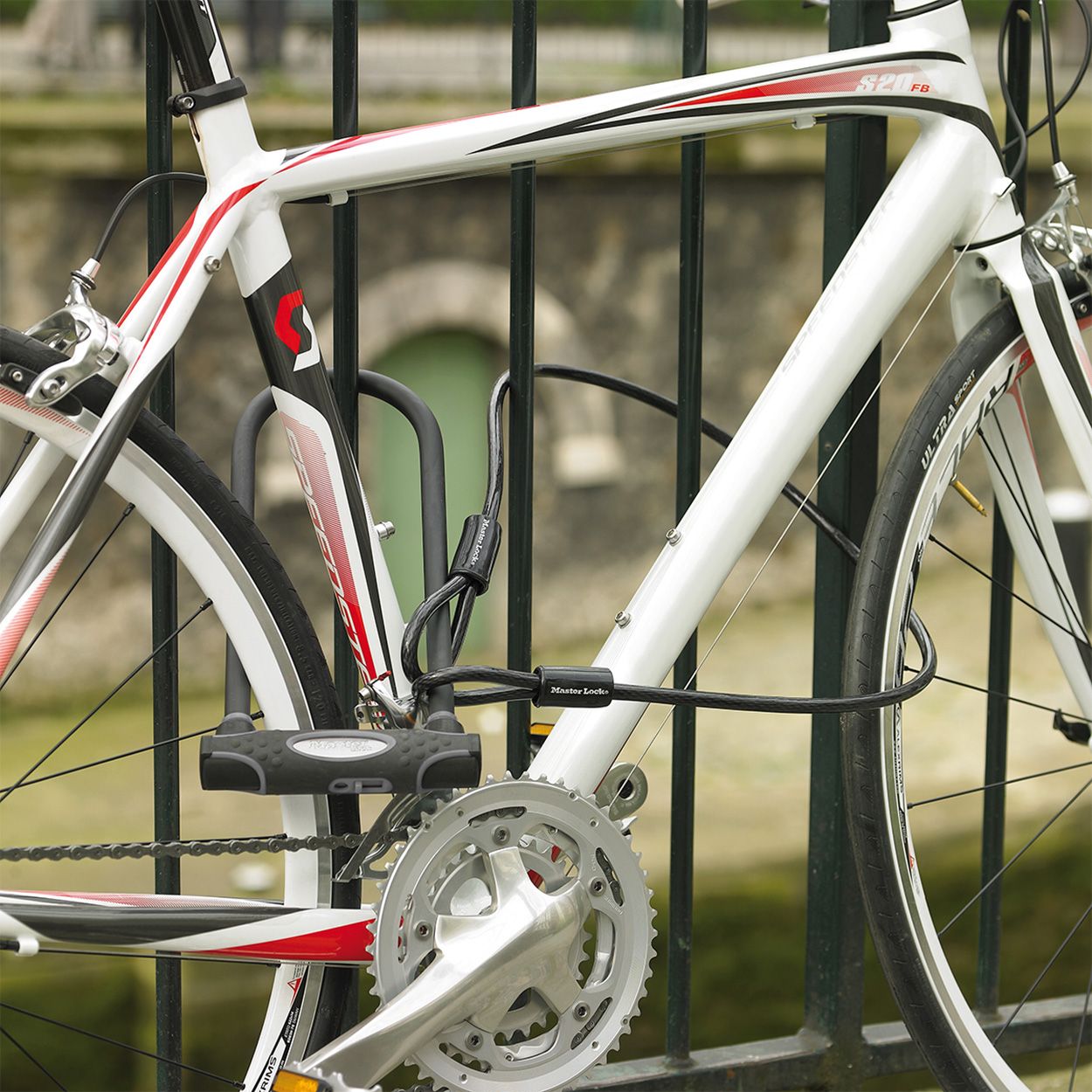 Master Lock 4.5m Steel Cable Bike Lock