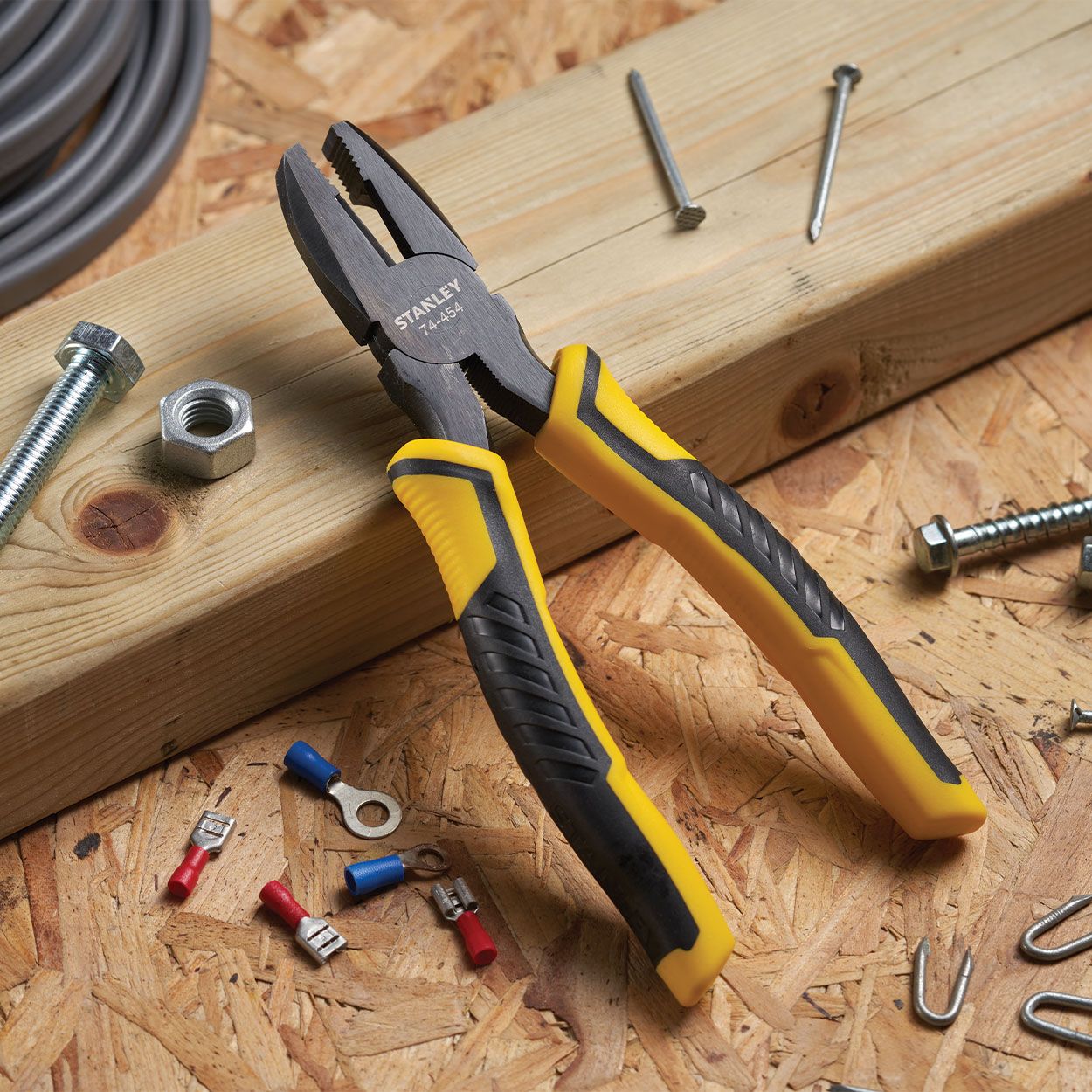 Stanley 180mm Combination Pliers