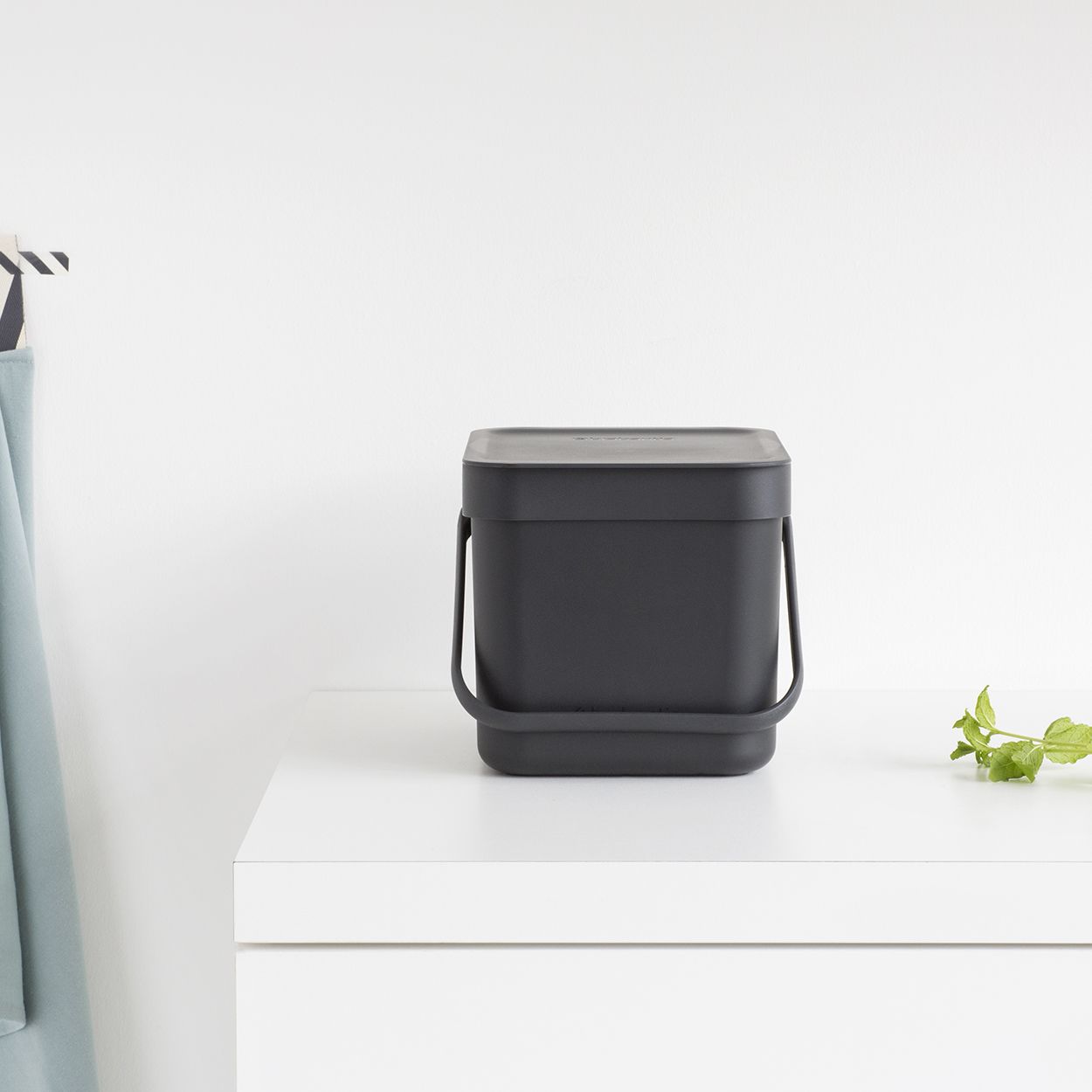 Brabantia Sort & Go 6L Food Waste Caddy - Grey