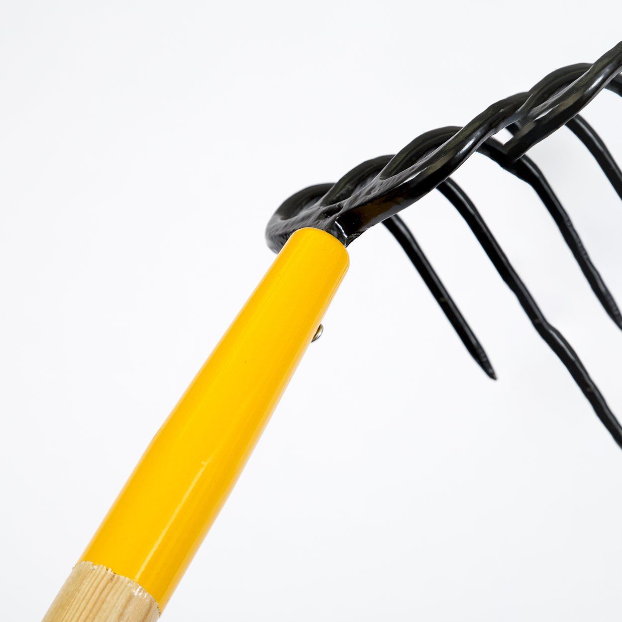 True Temper Cultivator 4 Prong Wood Handle