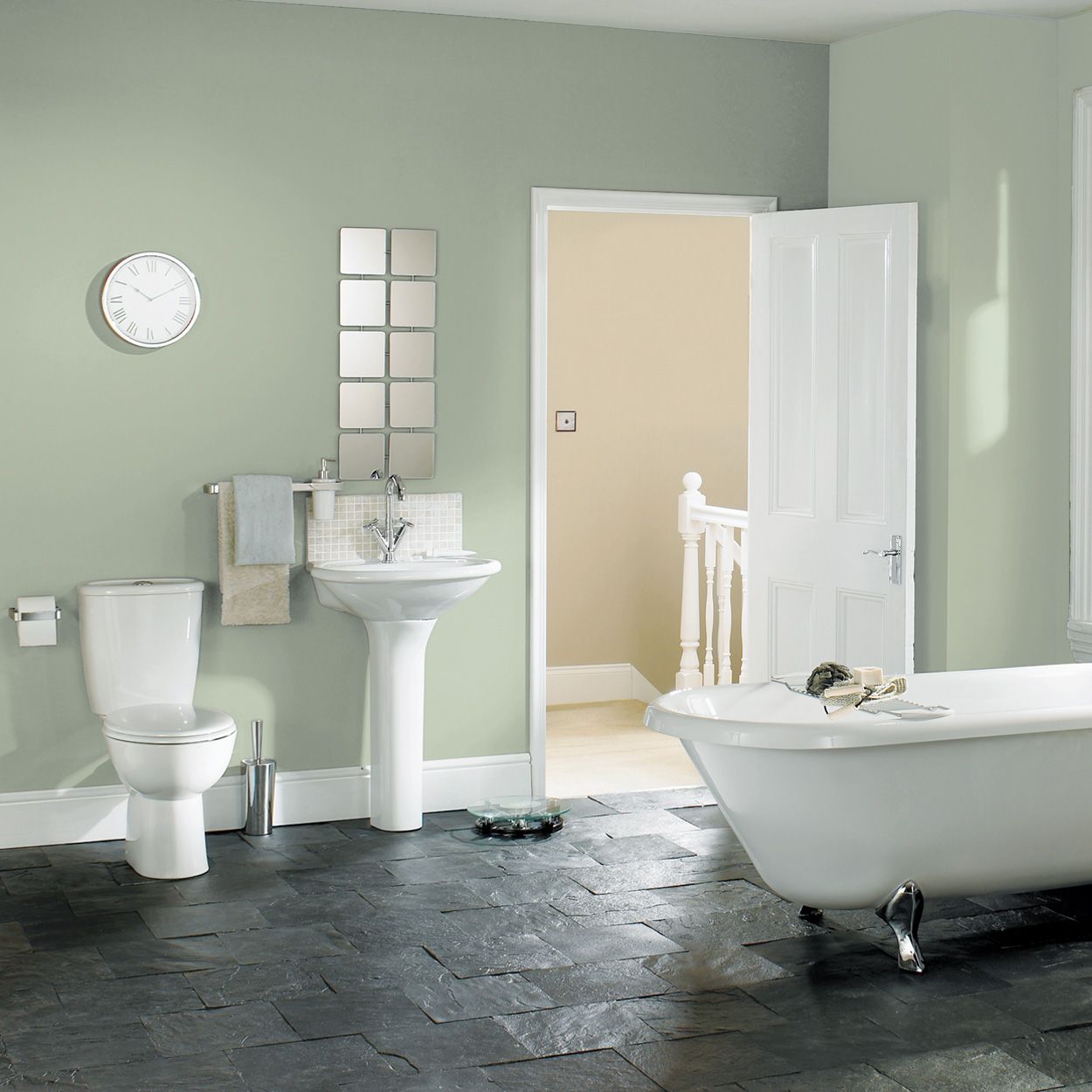 Woodie's Kitchen & Bathroom Garden Sage  2.5Ltr