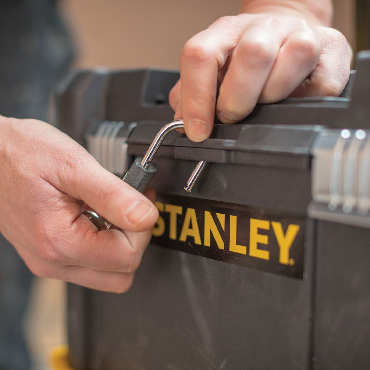 Stanley Essential Rolling Workshop