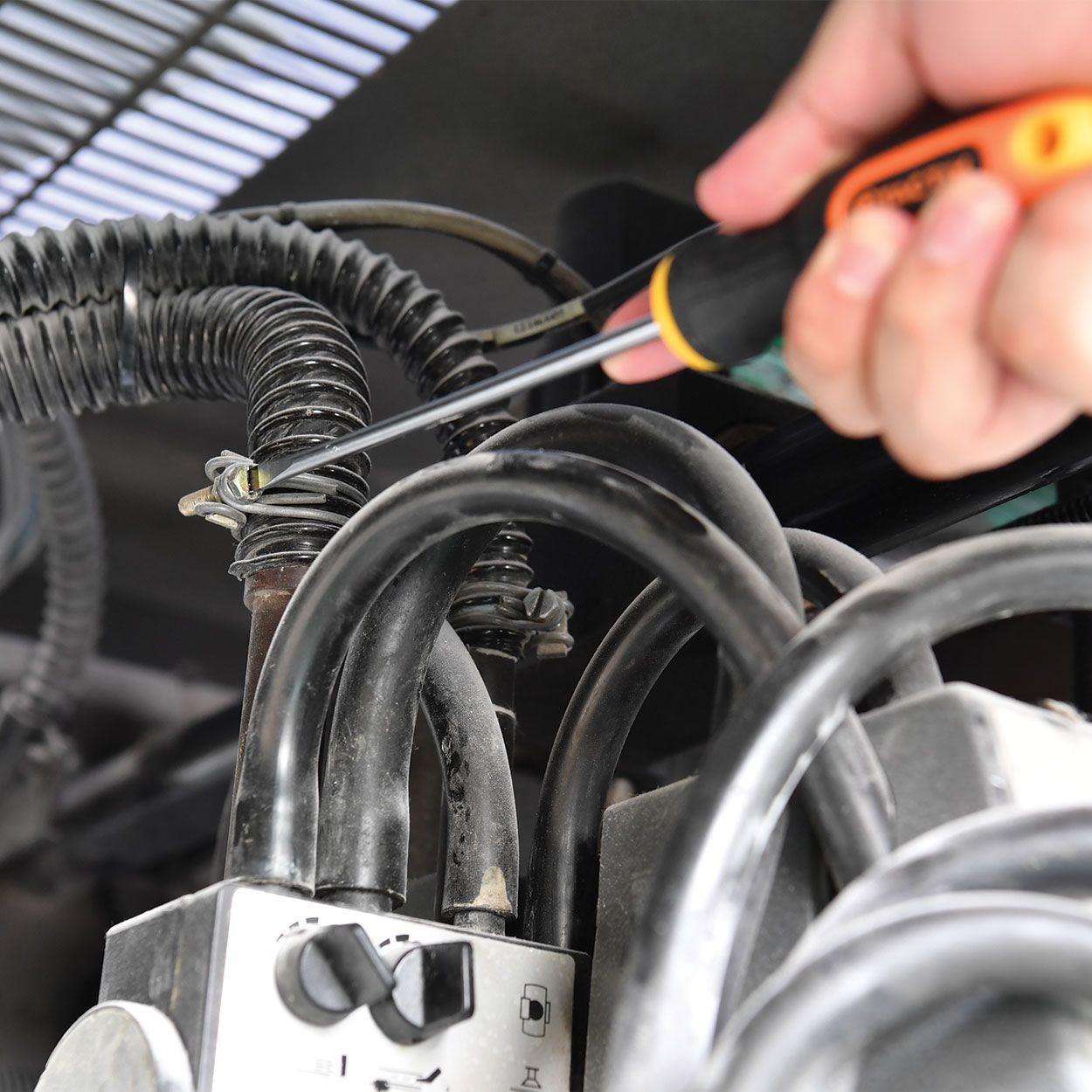 Tactix 6.5 x 150mm Slot Screwdriver