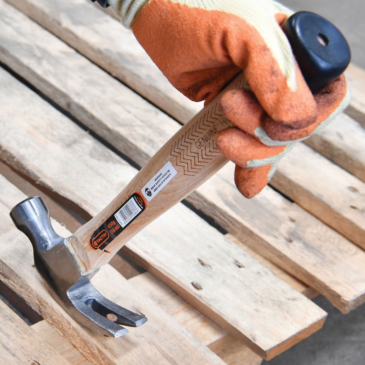 Tactix 450g(16Oz) Claw Hammer W/Hickory Handle