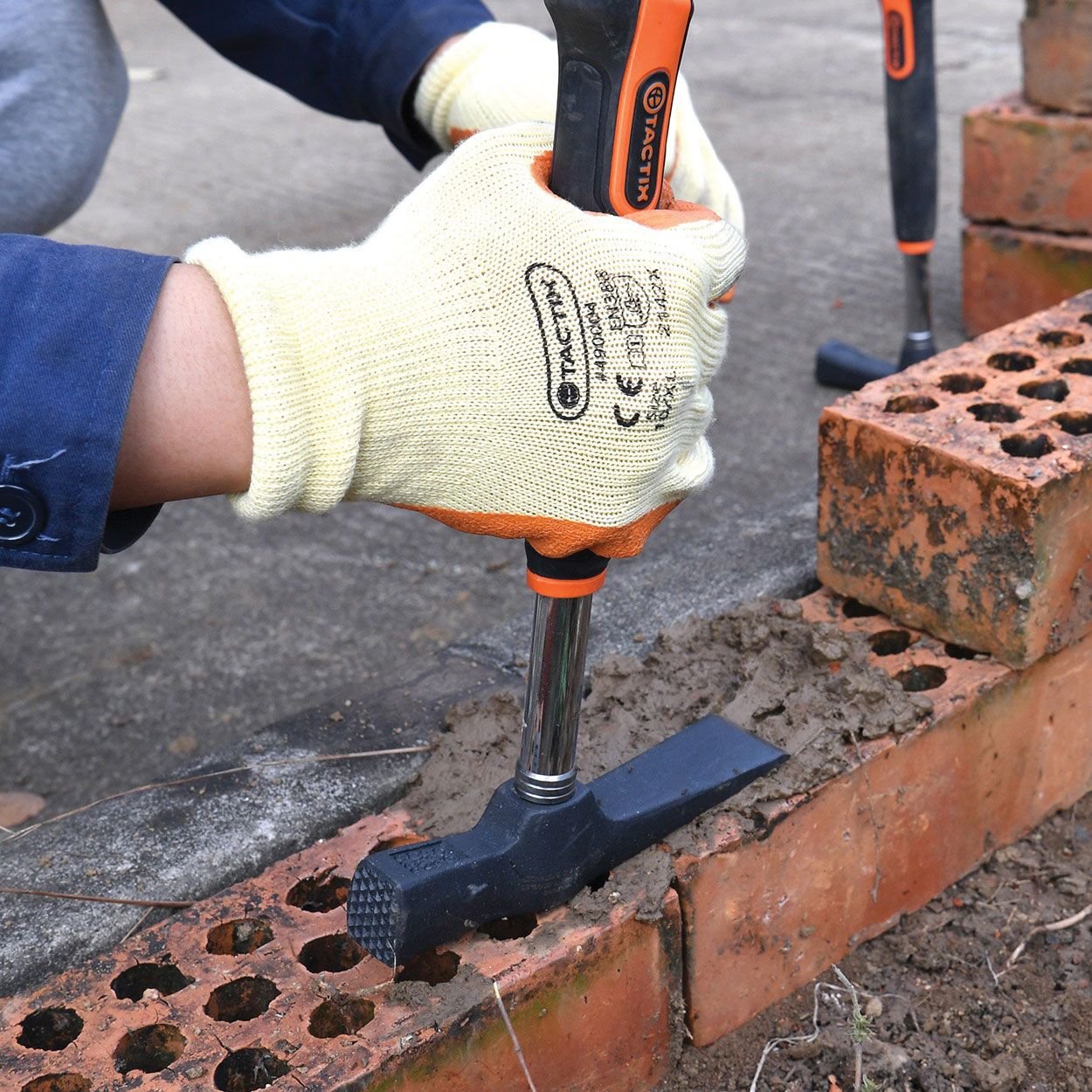 Tactix 600g Mason Hammer