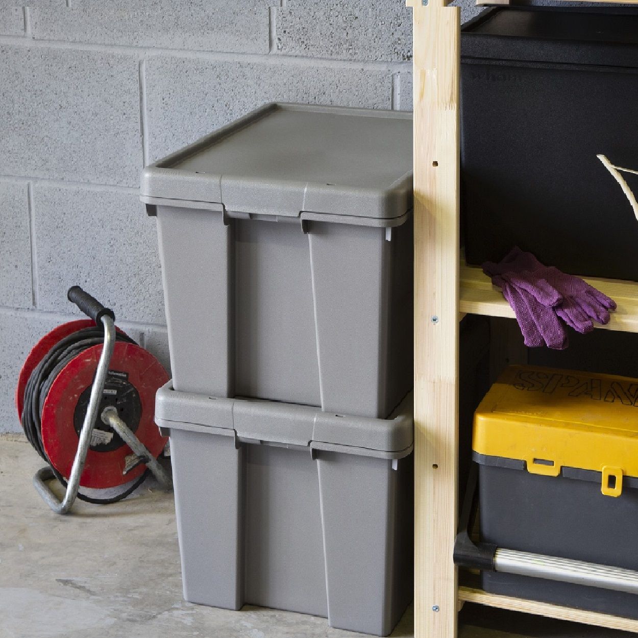 Wham 62 Litre Heavy Duty Plastic Storage Box with Lid - Grey