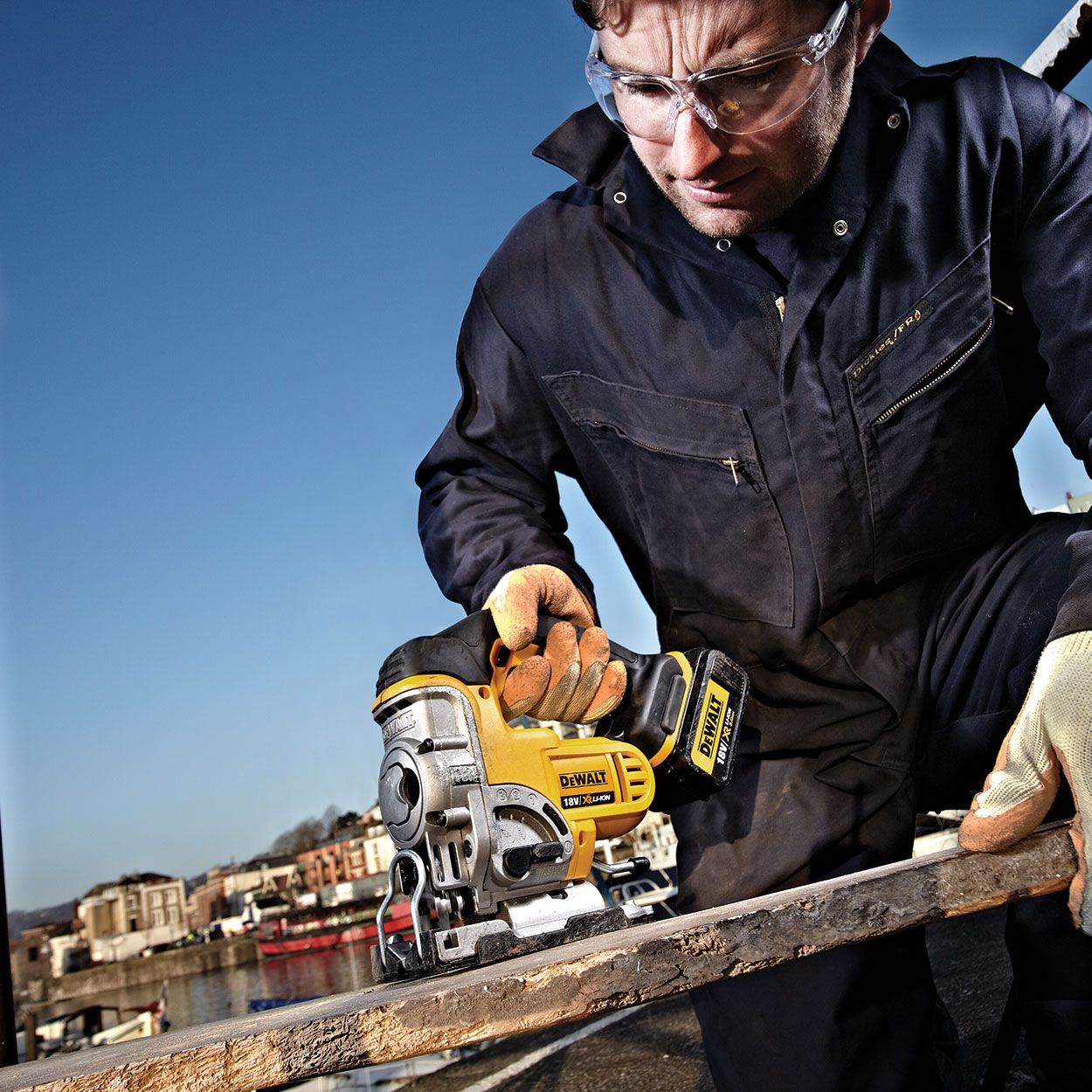 DeWALT 18V XR Jigsaw - Bare Unit