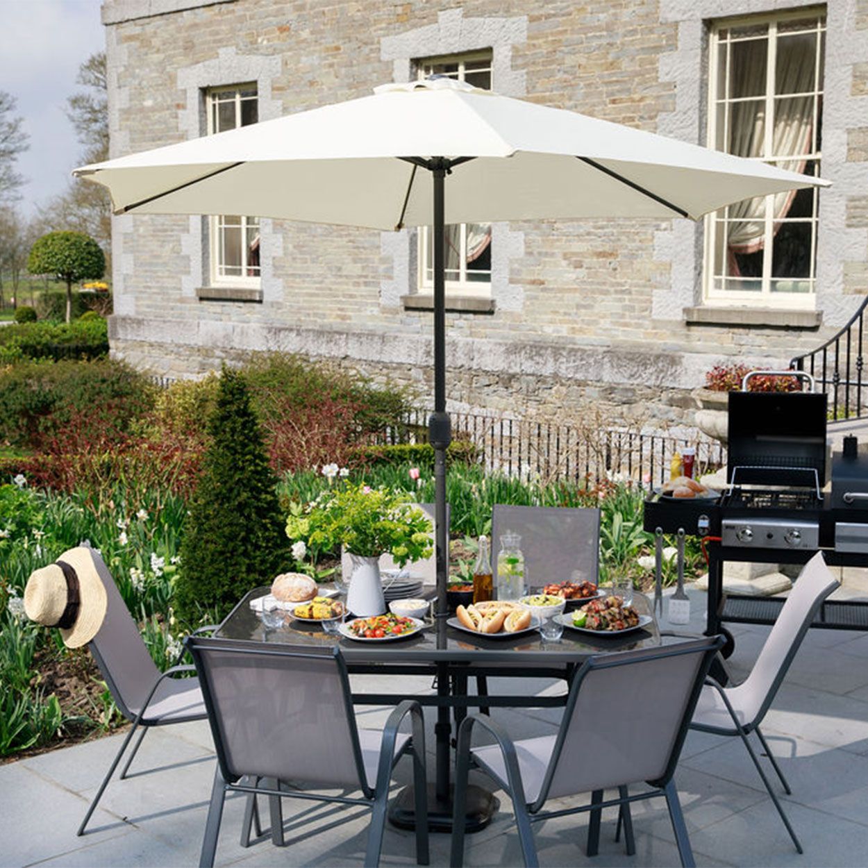 Aluminium & Steel Parasol Cream 2.7m
