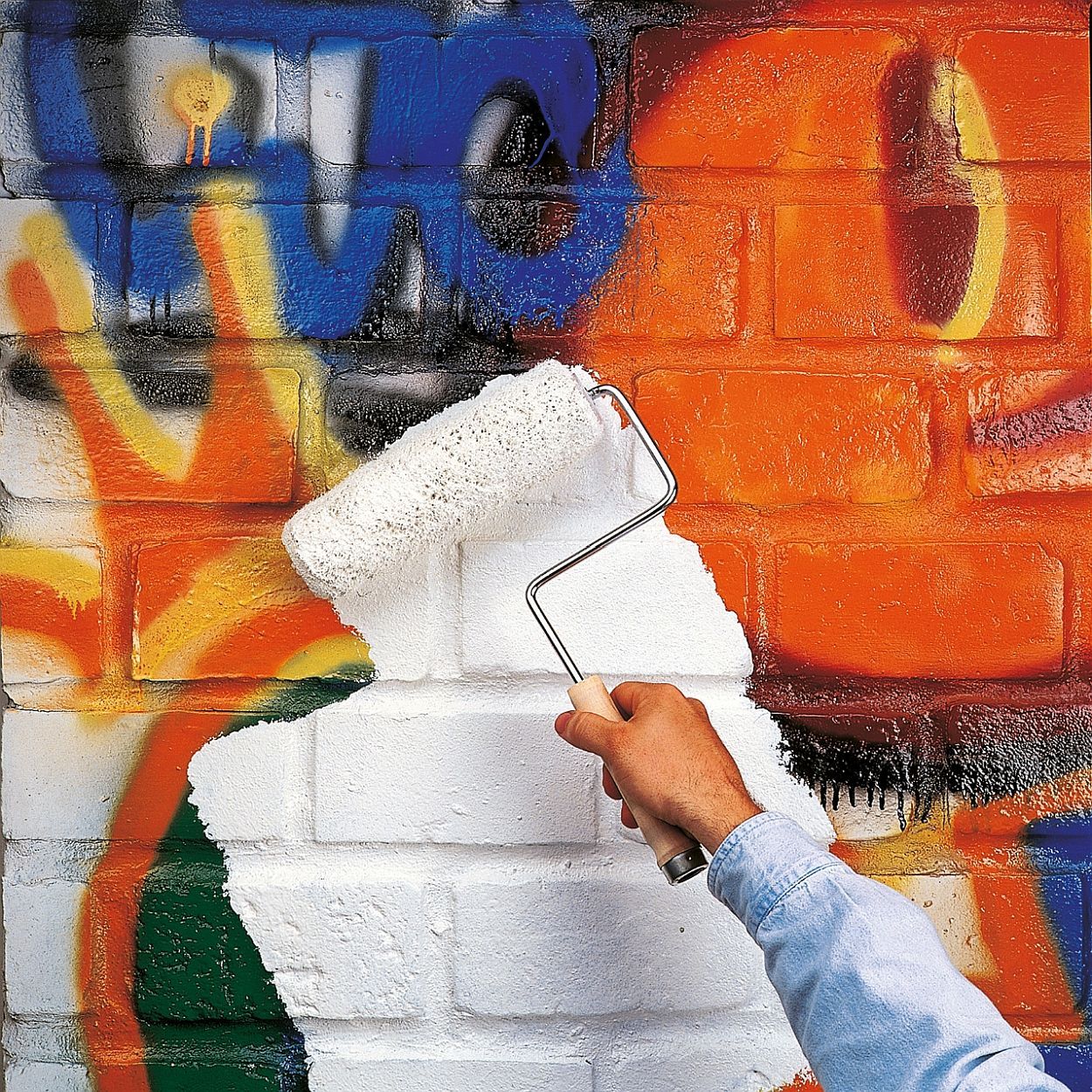 Zinsser Cover Stain Primer Sealer 1Ltr