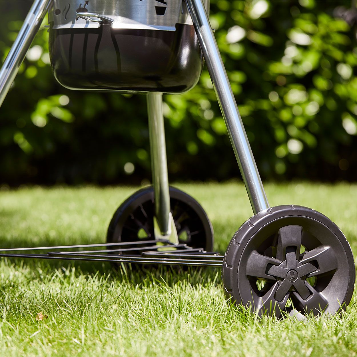 Weber Master-Touch Charcoal BBQ