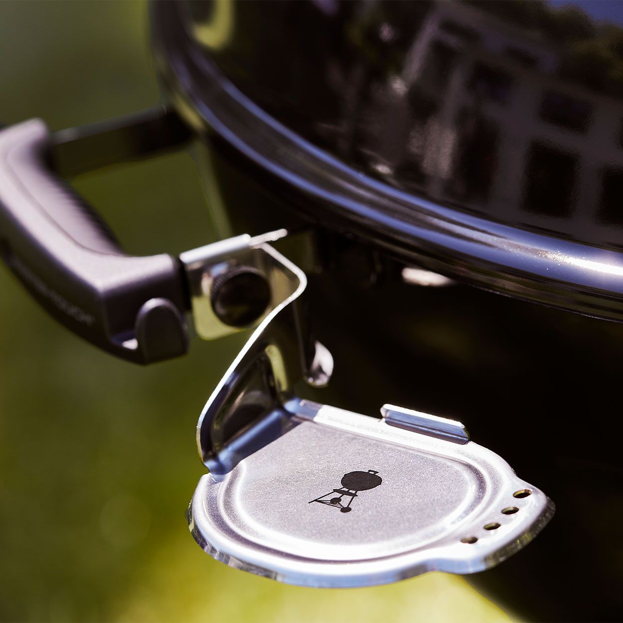 Weber Master-Touch Charcoal BBQ