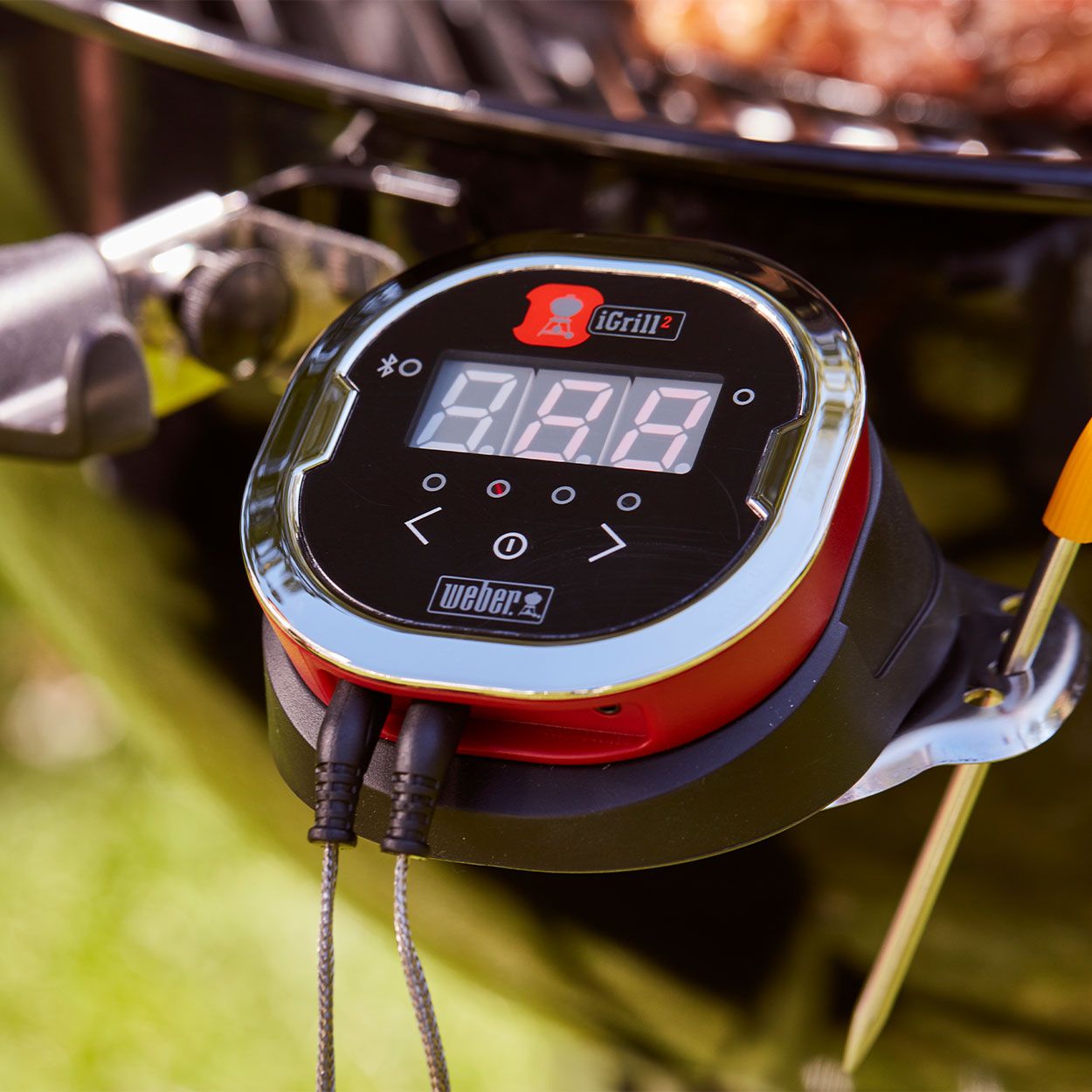 Weber Master-Touch Charcoal BBQ