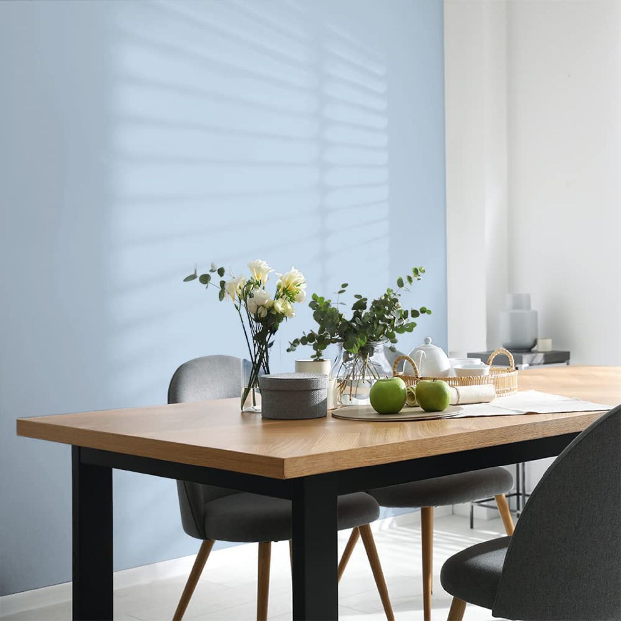 Johnstone's One Coat Paint Blue Horizon 2.5 Litre