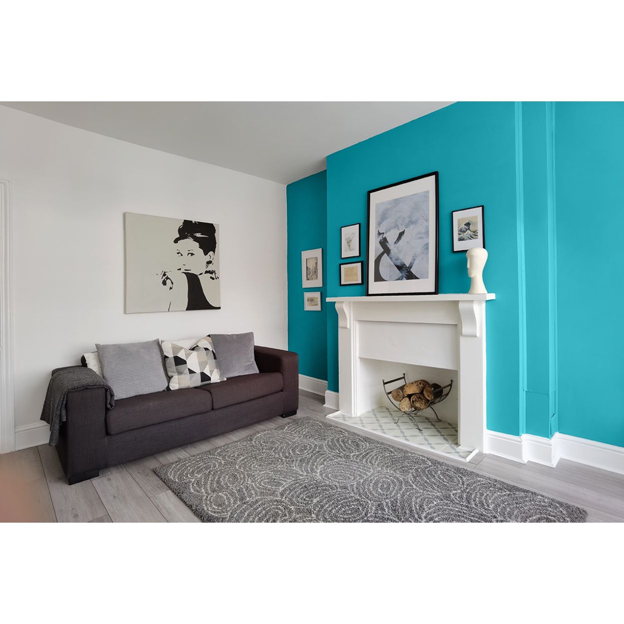 Johnstone's Feature Wall Matt Caribbean Tide 2.5 Litre