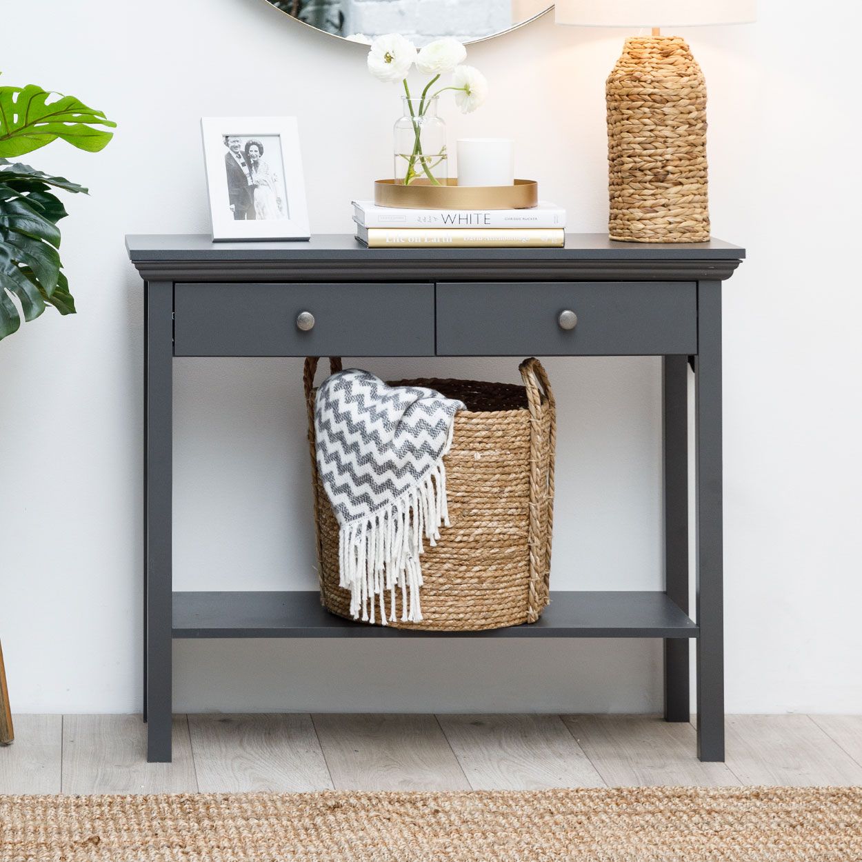 Rose Basket Medium Round