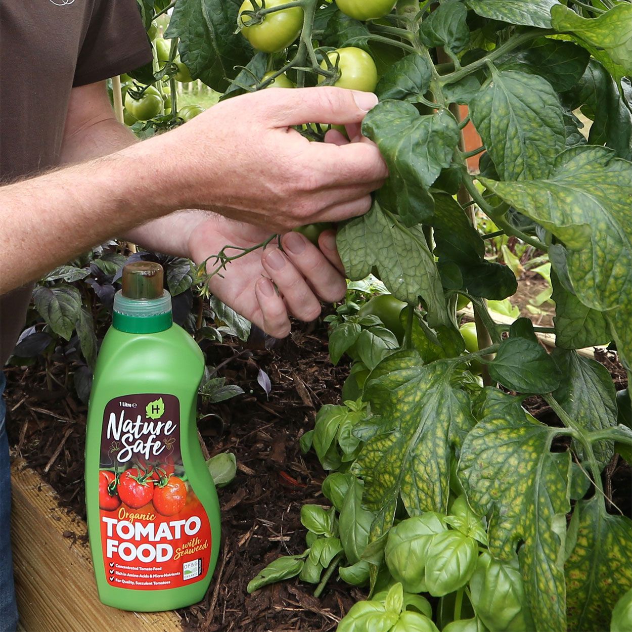 Nature Safe Tomato Food with Seaweed 1L