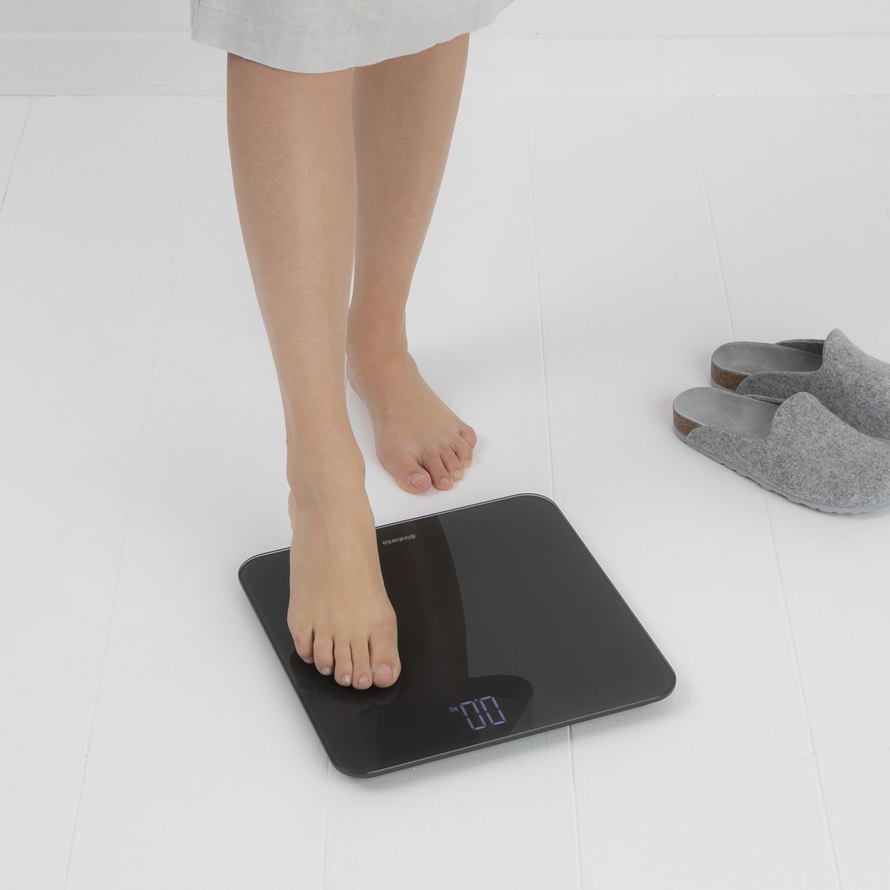 Brabantia Renew Digital Bathroom Scales Dark Grey