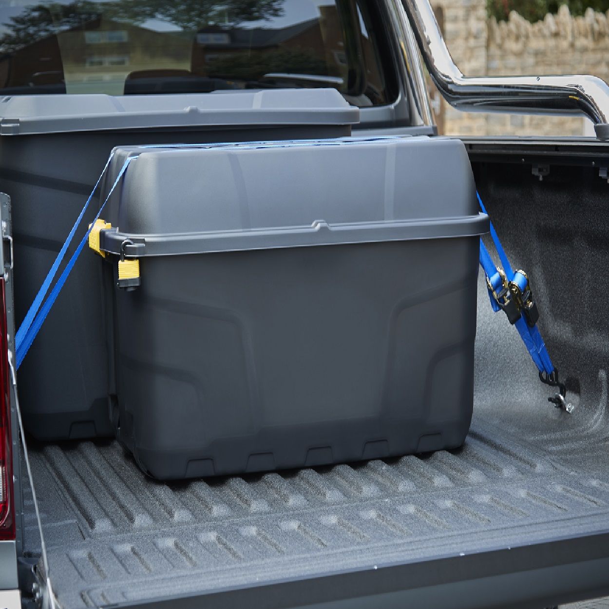 Strata 175L Heavy Duty Trunk On Wheels