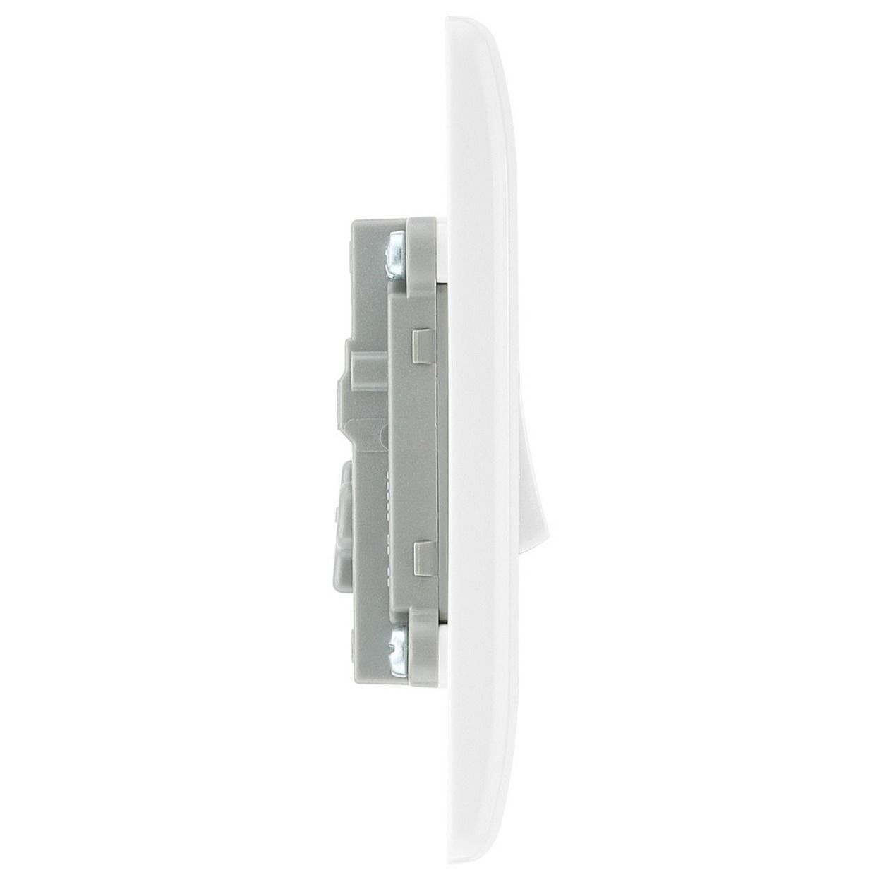 BG Nexus Series White Moulded 20A Intermediate Switch