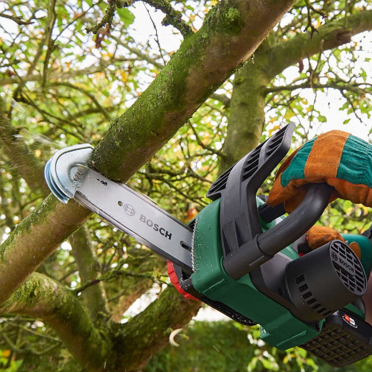 Bosch Cordless Chainsaw 18v