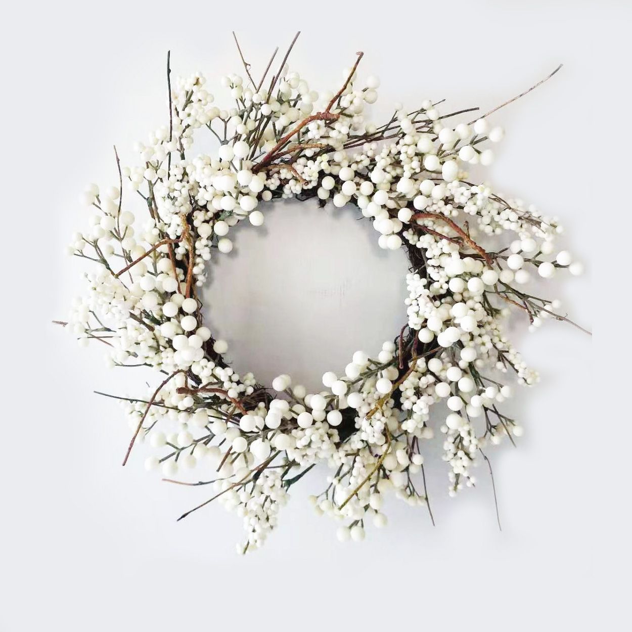 White Berry Wreath 60cm