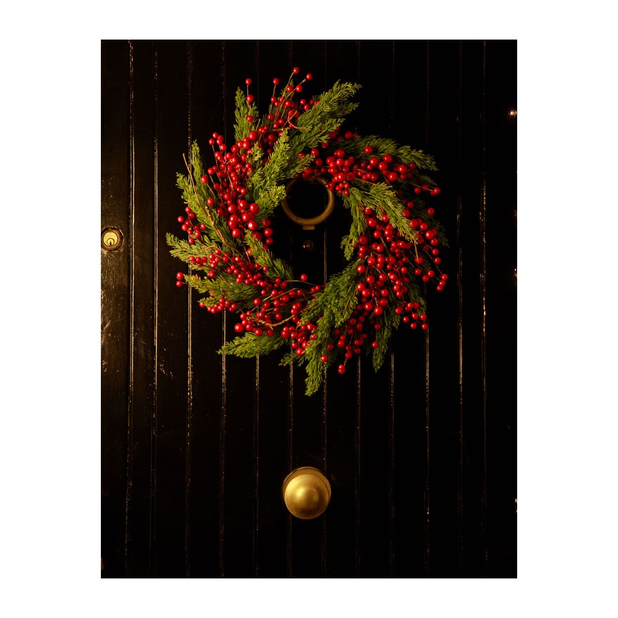 Red Berry And Spruce Wreath 55cm