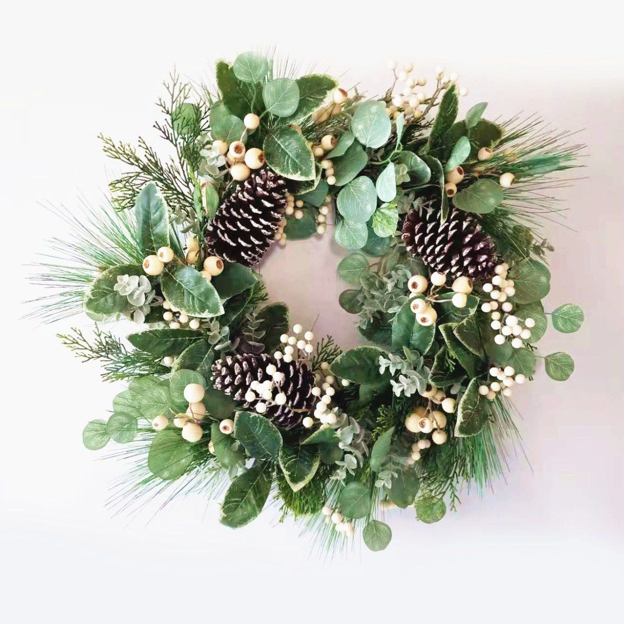 White Berry And Eucalyptus Leaf Wreath 60cm