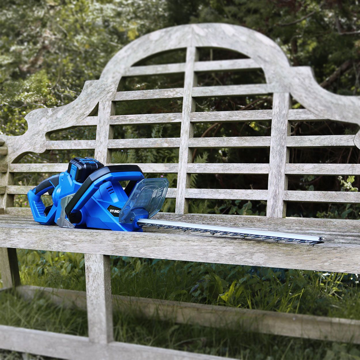 Hyundai 40V Lithium Battery Hedge Trimmer