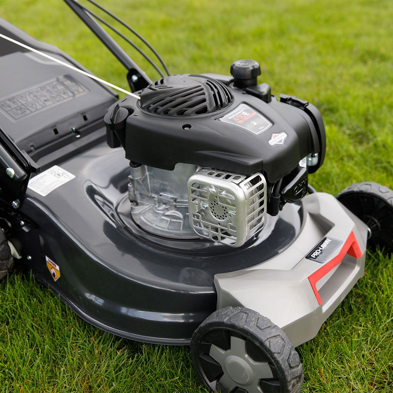 Pro Lawn 46cm Self Propelled B&S Petrol Lawnmower